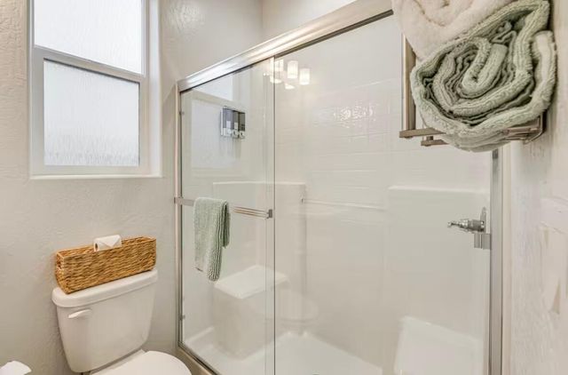 1030 W Prescott Avenue, Visalia, CA 93291