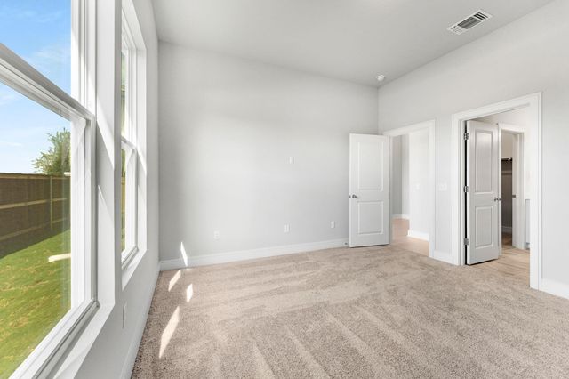 2301 Castillo DR 63, Pflugerville, TX 78664