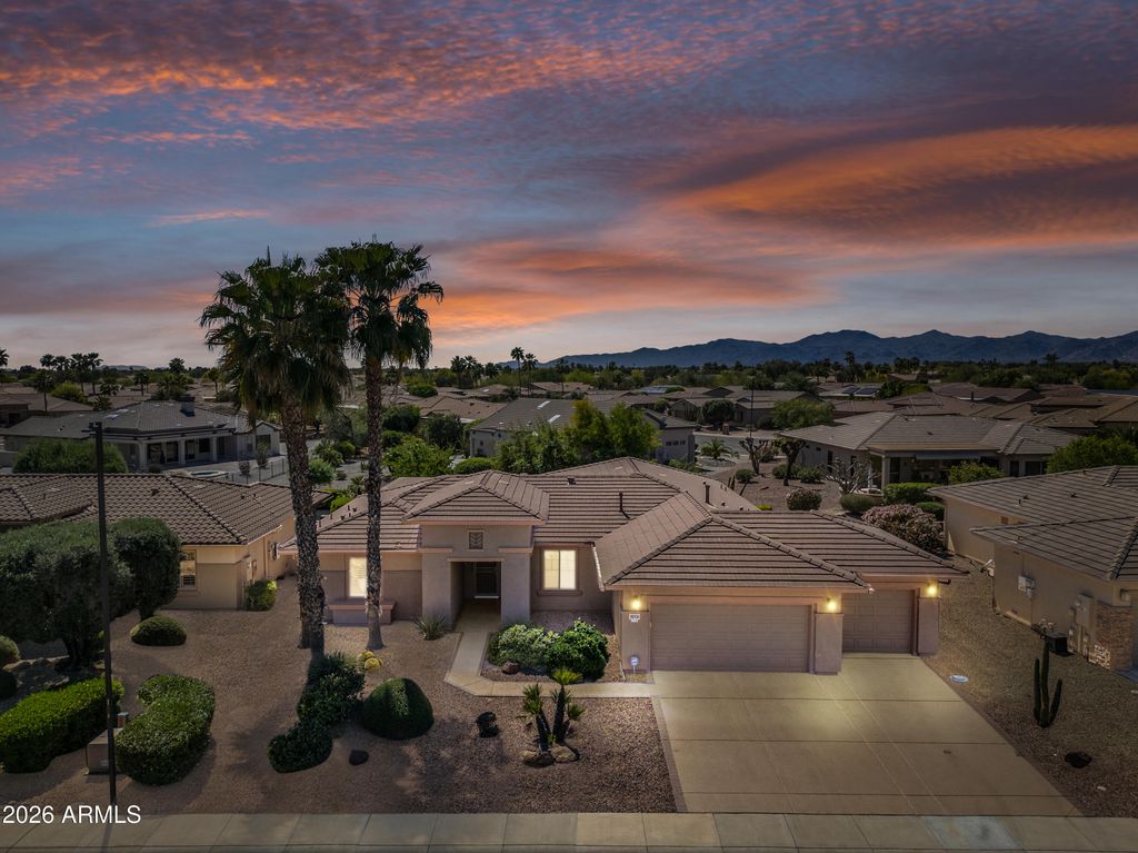 20134 N GOLDEN BARREL Drive, Surprise, AZ 85374