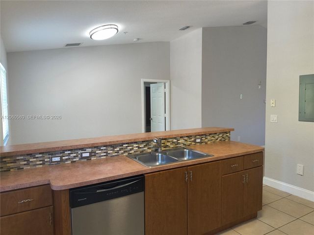 22641 SW 88th Place 304, Cutler Bay, FL 33190