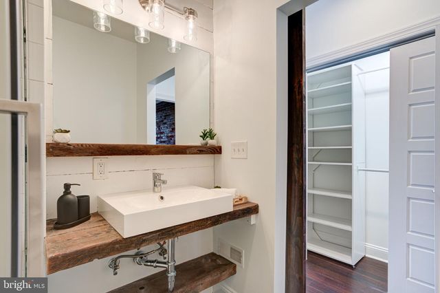 2329 E FLETCHER ST, Philadelphia, PA 19125