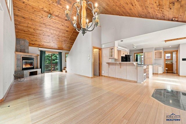102 W Pine Street, Spearfish, SD 57783