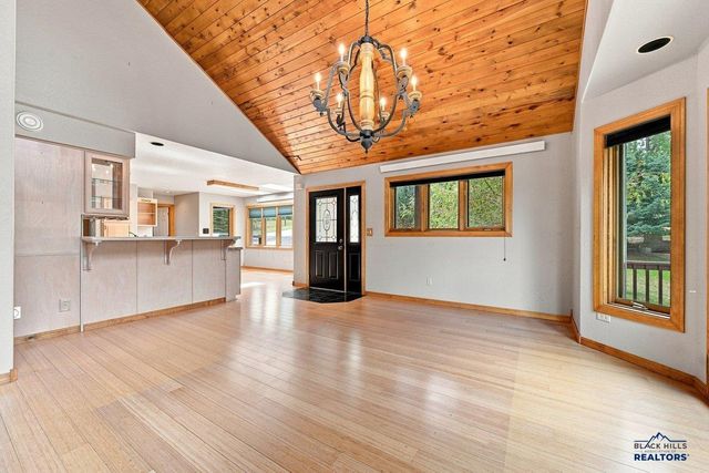 102 W Pine Street, Spearfish, SD 57783