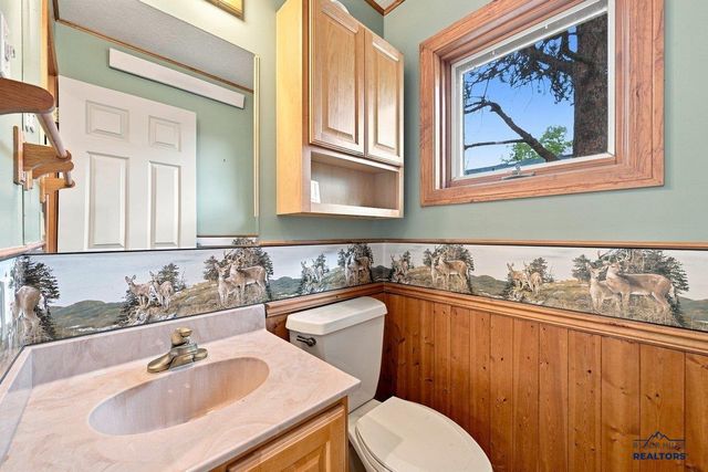 102 W Pine Street, Spearfish, SD 57783