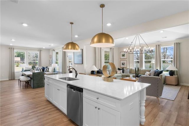 621 Continental Drive, Mcdonough, GA 30253