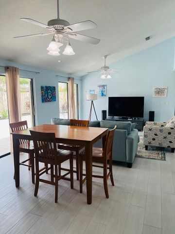 5722 Golden Eagle Circle, Palm Beach Gardens, FL 33418