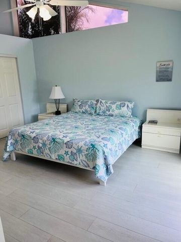 5722 Golden Eagle Circle, Palm Beach Gardens, FL 33418