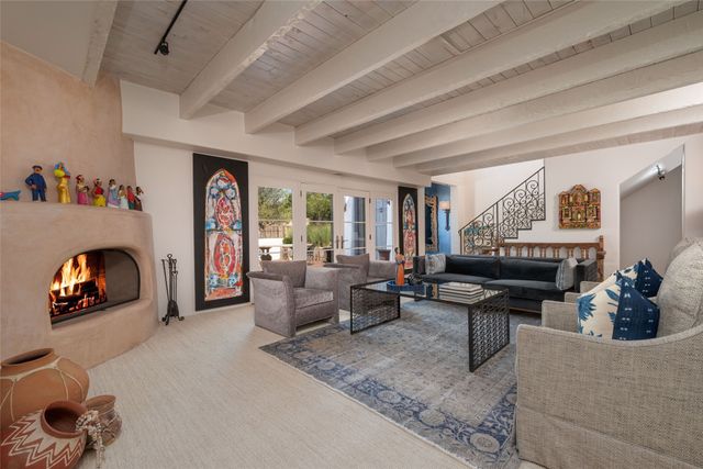 413 Los Arboles Drive, Santa Fe, NM 87501