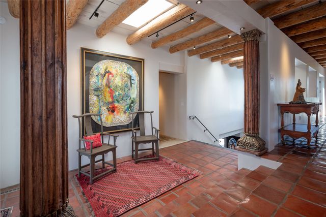 413 Los Arboles Drive, Santa Fe, NM 87501