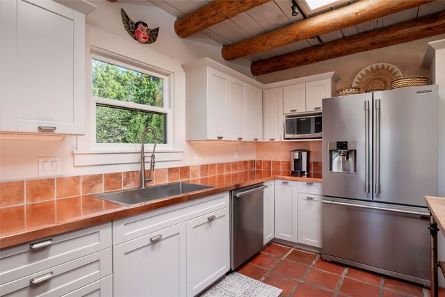 413 Los Arboles Drive, Santa Fe, NM 87501