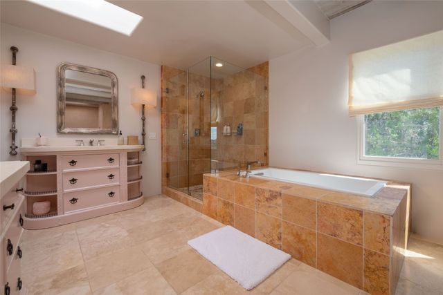 413 Los Arboles Drive, Santa Fe, NM 87501