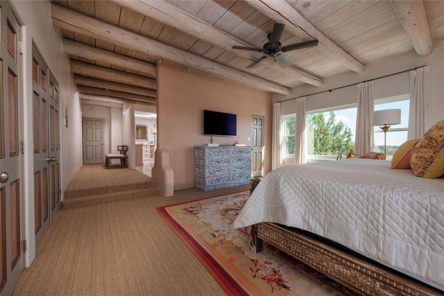 413 Los Arboles Drive, Santa Fe, NM 87501