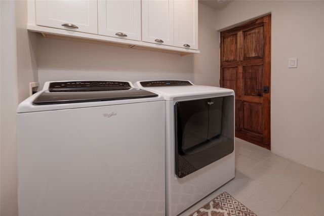 413 Los Arboles Drive, Santa Fe, NM 87501