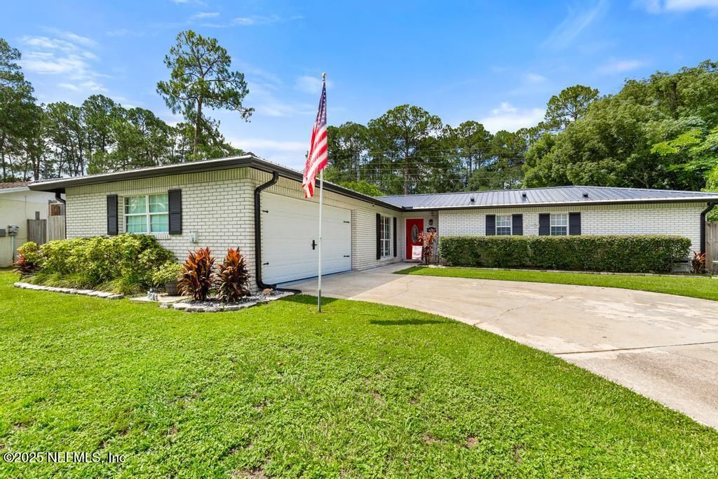 11680 W RIDE Drive, Jacksonville, FL 32223