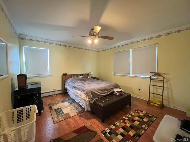 1626 Park Avenue, New Hyde Park, NY 11040