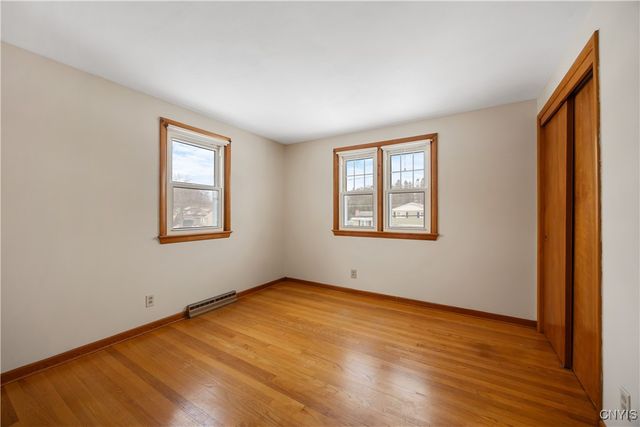 7297 Greenbriar Road, Cicero, NY 13212