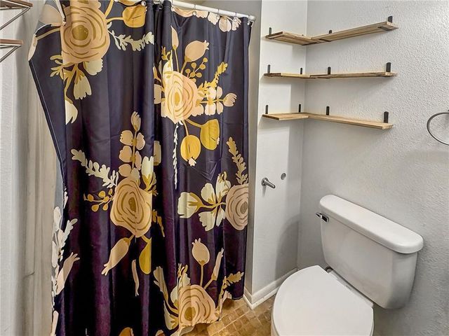 806 S Washington Avenue, Knob Noster, MO 65336