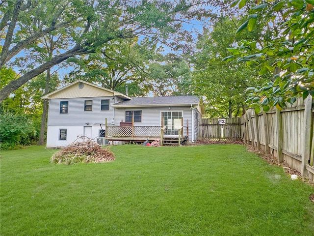 806 S Washington Avenue, Knob Noster, MO 65336