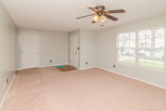 2856 Ashby Glen Place, Lexington, KY 40509