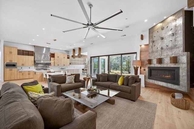634 Lakeridge Dr, Auburn, CA 95603