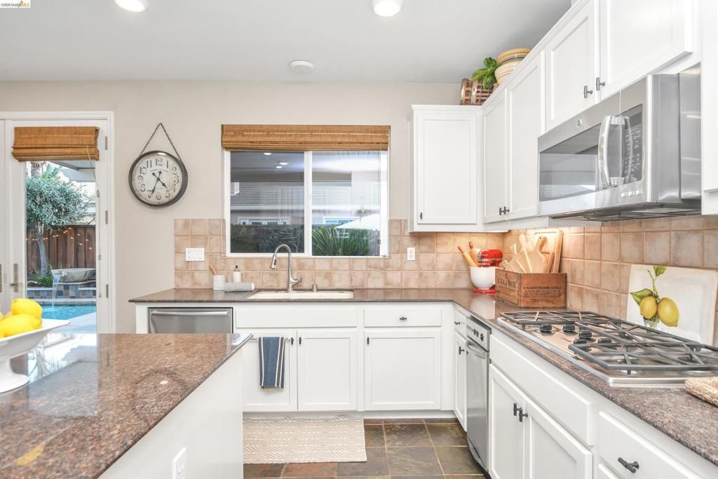 Image 14 of property listing at 738 Campanello Way, Brentwood, CA 94513