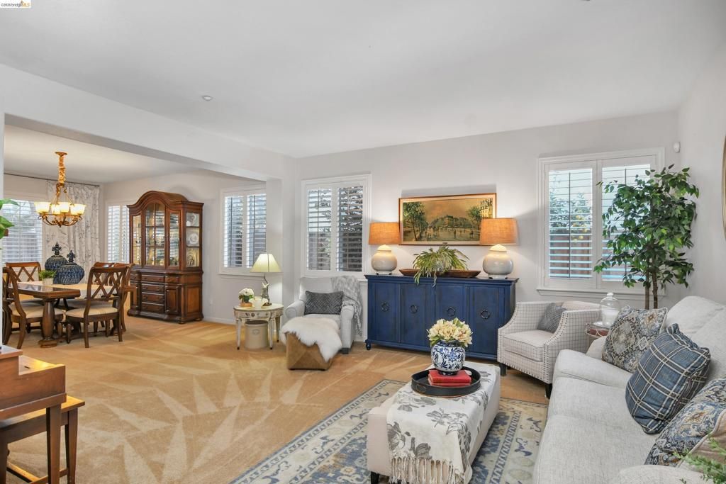 Image 5 of property listing at 738 Campanello Way, Brentwood, CA 94513