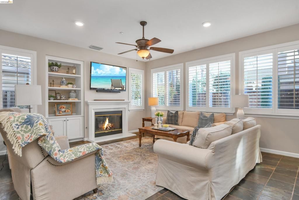 Image 8 of property listing at 738 Campanello Way, Brentwood, CA 94513