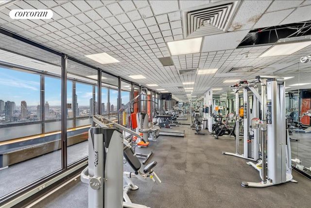 630 1st Ave Apt 27S, New York City, NY 10016