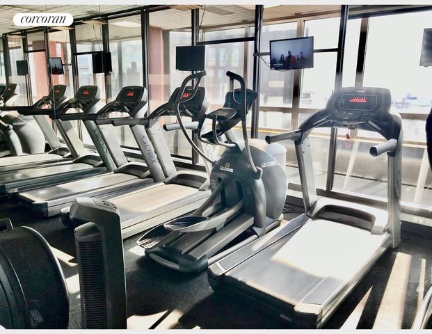 630 1st Ave Apt 27S, New York City, NY 10016