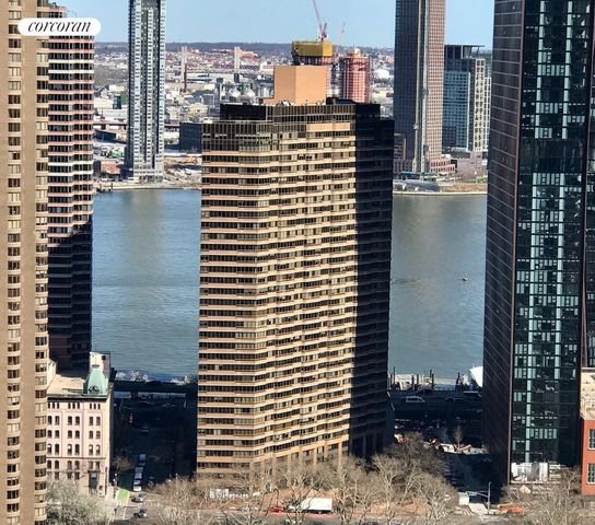 630 1st Ave Apt 27S, New York City, NY 10016