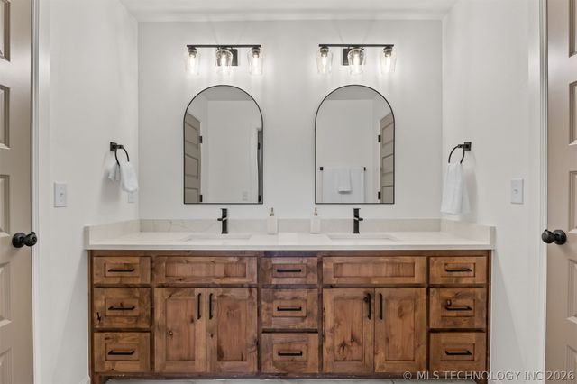 13799 N 58th East Avenue, Collinsville, OK 74021