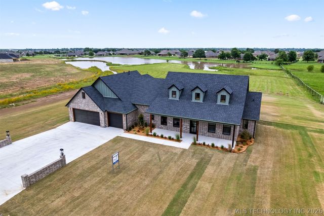 13799 N 58th East Avenue, Collinsville, OK 74021