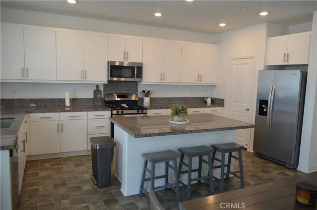 27241 Toro Vista Street, Menifee, CA 92585