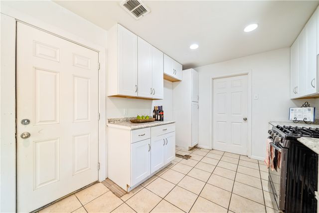 4222 Dody St, Corpus Christi, TX 78411