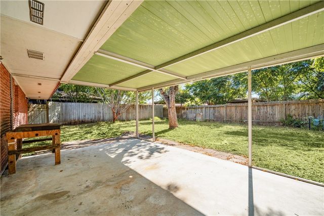 4222 Dody St, Corpus Christi, TX 78411