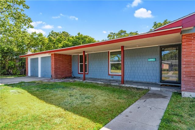 4222 Dody St, Corpus Christi, TX 78411