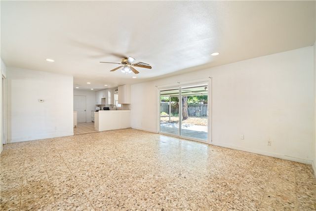 4222 Dody St, Corpus Christi, TX 78411
