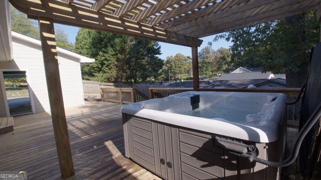 1180 Fairfield Drive, Marietta, GA 30068