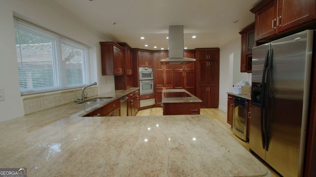 1180 Fairfield Drive, Marietta, GA 30068