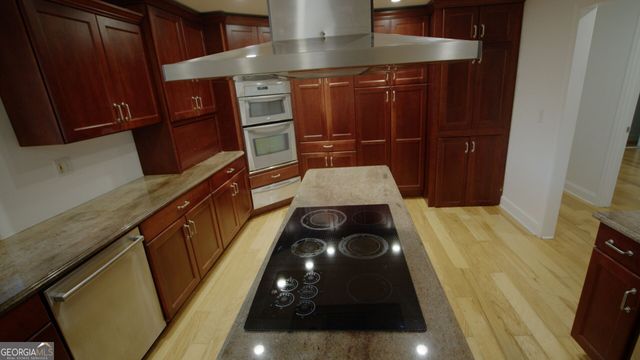1180 Fairfield Drive, Marietta, GA 30068