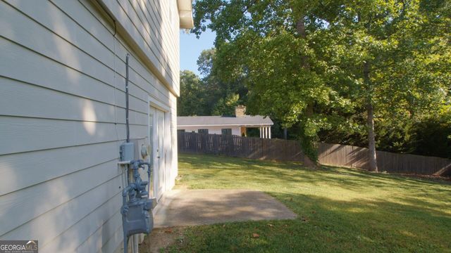 1180 Fairfield Drive, Marietta, GA 30068