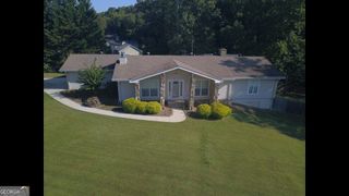 1180 Fairfield Drive, Marietta, GA 30068