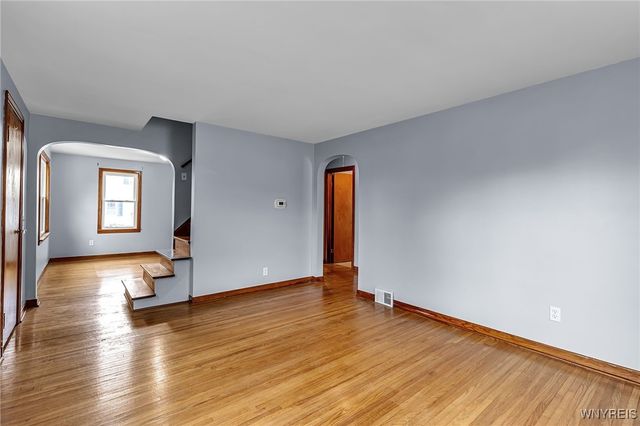 4012 Crescent Drive, Wheatfield, NY 14120