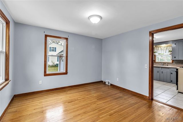 4012 Crescent Drive, Wheatfield, NY 14120