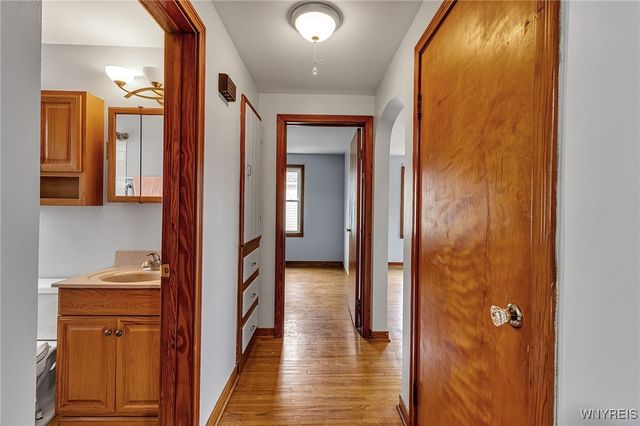 4012 Crescent Drive, Wheatfield, NY 14120