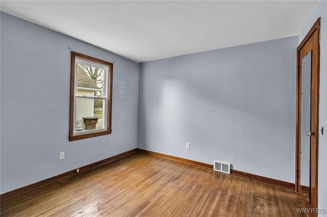 4012 Crescent Drive, Wheatfield, NY 14120