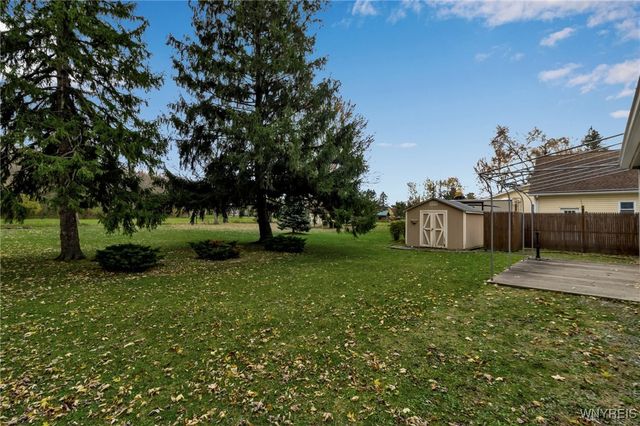 4012 Crescent Drive, Wheatfield, NY 14120