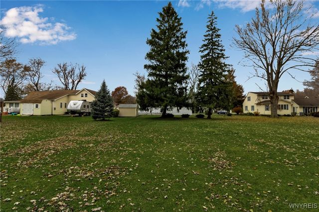 4012 Crescent Drive, Wheatfield, NY 14120