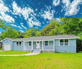 1716 Bryan Avenue, Mobile, AL 36605