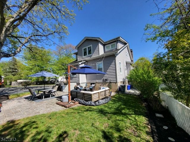 266 Eagle Rock Ave, Roseland Boro, NJ 07068